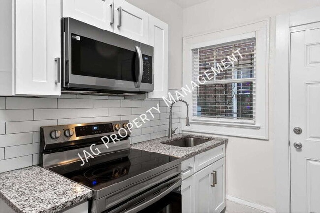 Photo - 2512 Park St
