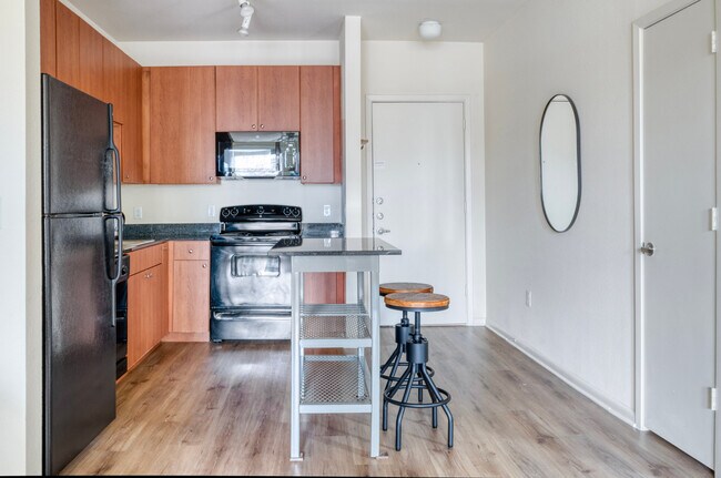 Photo - 3210 Esperanza Crossing Unidad FL2-ID366