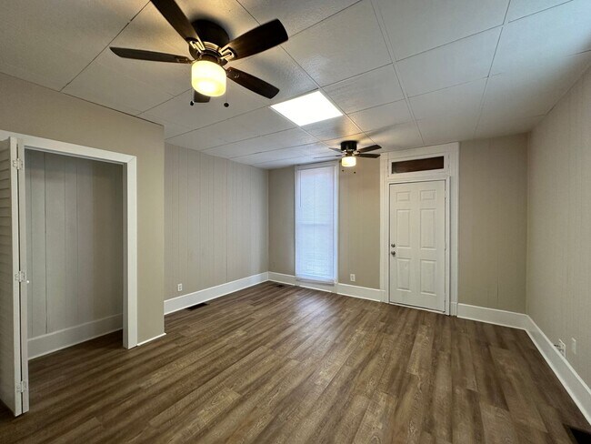 Photo - Recently Renovated 3BR/1BA Home in New Albany!