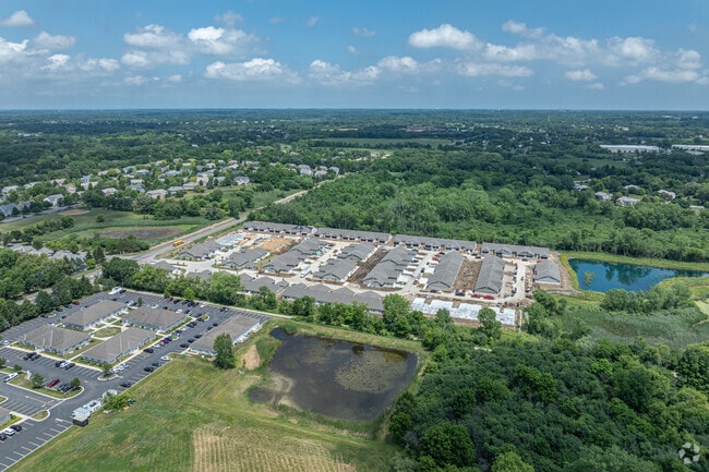 Building Photo - Redwood Fox River Grove