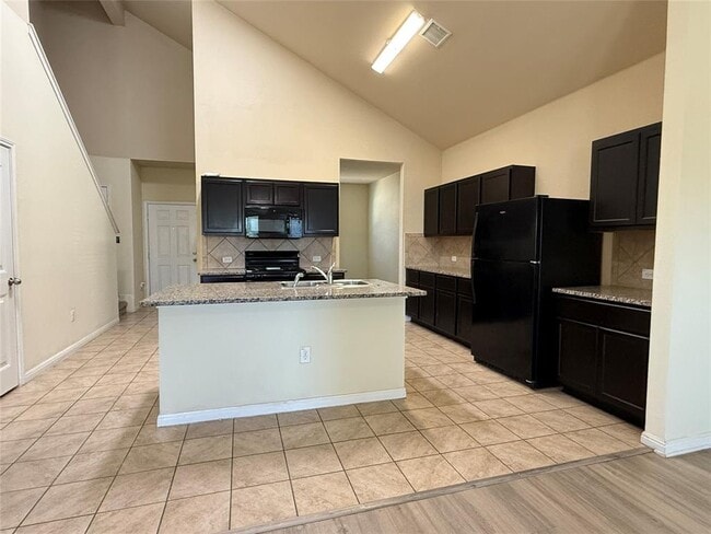 Photo - 11112 Dawes Pl