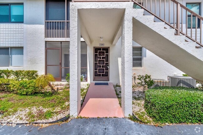 Building Photo - 14895 Builtmore Way Unit 109 Rental