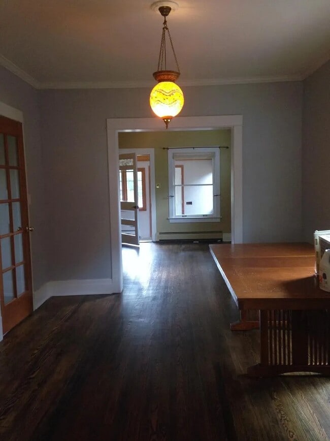 Dining - 4451 Zuni Street
