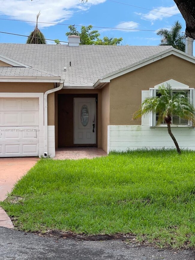 Building Photo - 14459 SW 137th Ct Rental