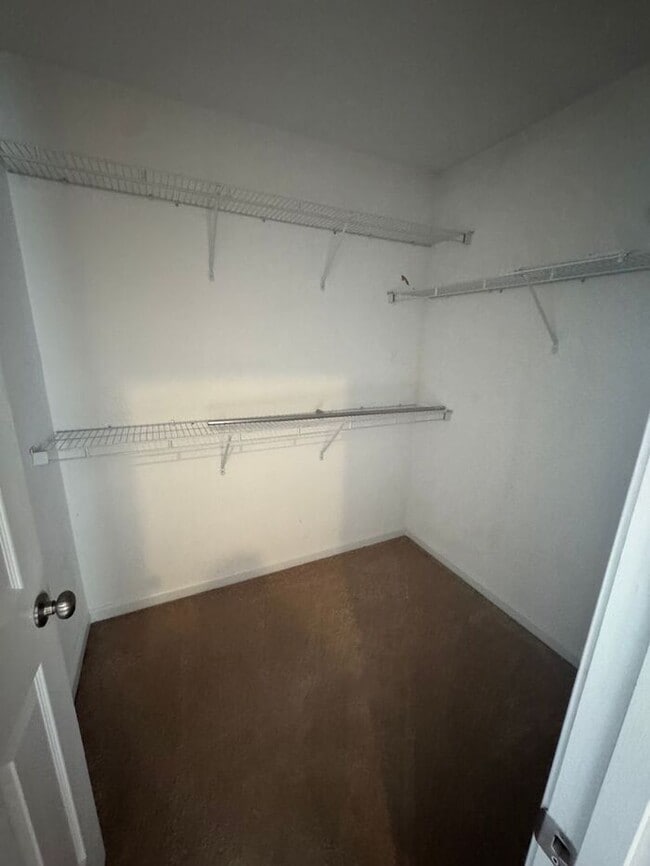 Photo - 3 bedroom townhome available for immediate move in!