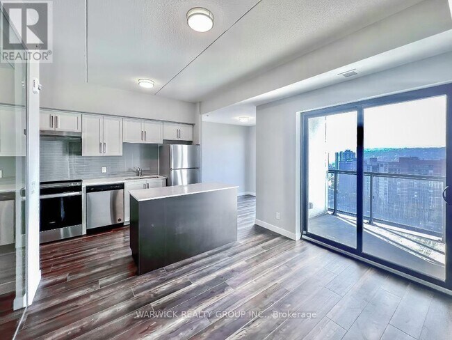 Photo - 15 Queen St S Unit 1815