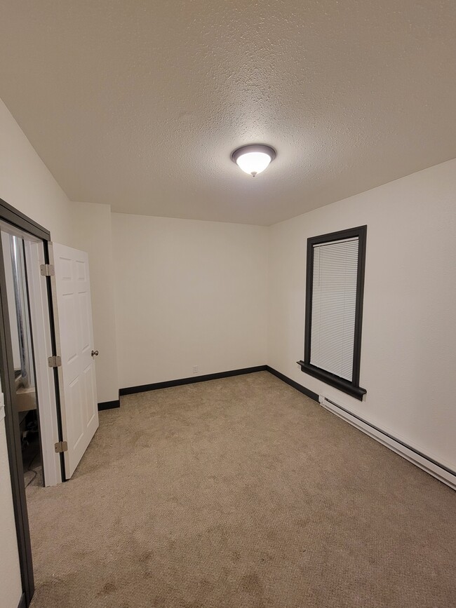 Photo - 613 Market St