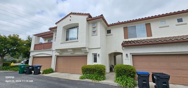 Building Photo - SCRIPPS RANCH - Ivy Hill - Nice 3 Bedroom / 2.5 Bath Townhouse. AVAILABLE 08/17/2026.