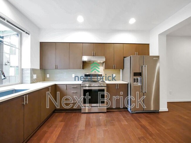 Photo - 15779 NE 15th St Townhome