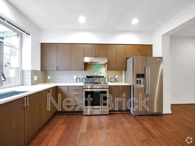 Building Photo - 15779 NE 15th St Rental