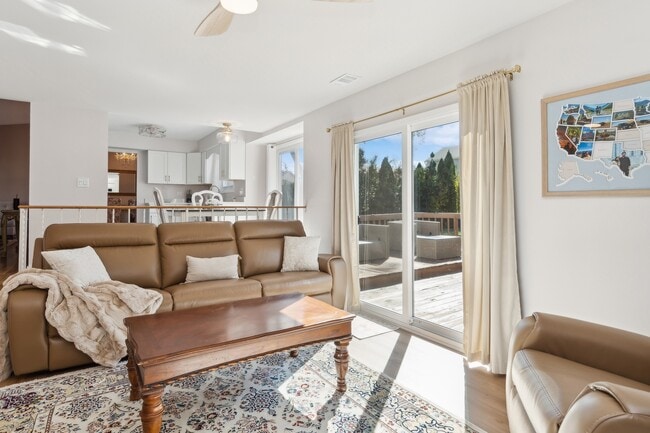 Photo - 141 Rumsey Pl