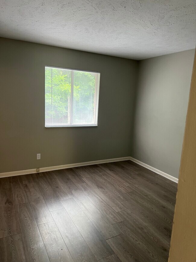 Photo - Twelve Oak Apartments Unidad 203