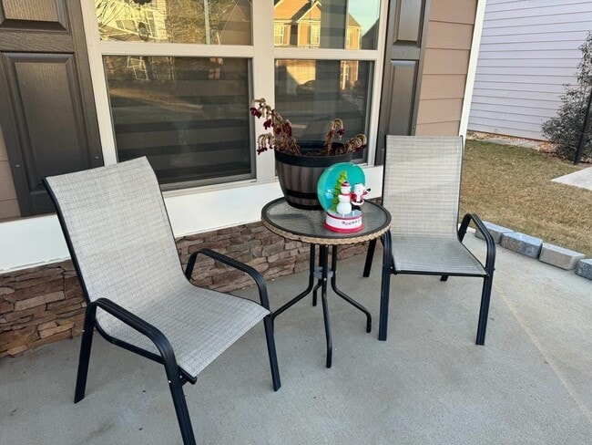 Photo - 1489 Washington Rose Ave