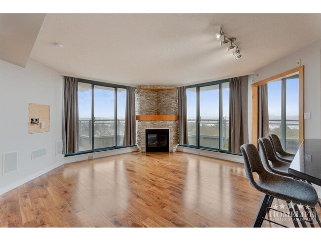 Photo - 13353-13108 108 Ave Unité 1405