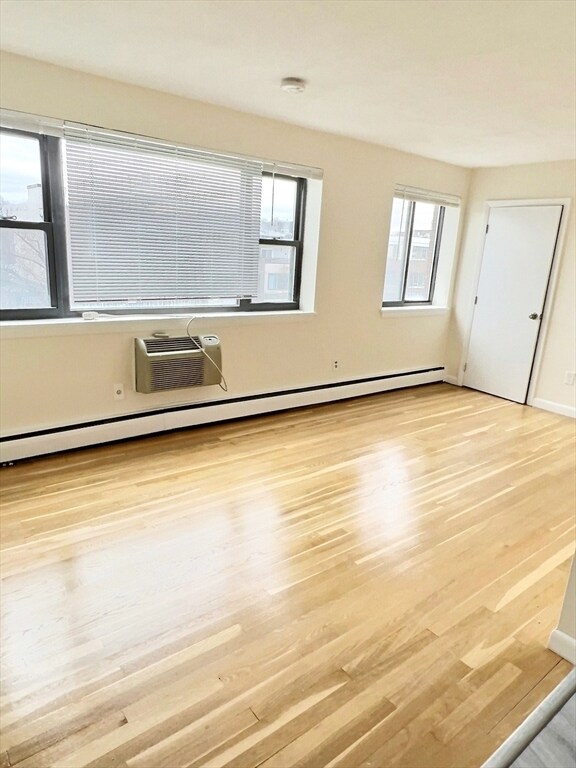 Photo - 1027 Commonwealth Ave Unidad 20