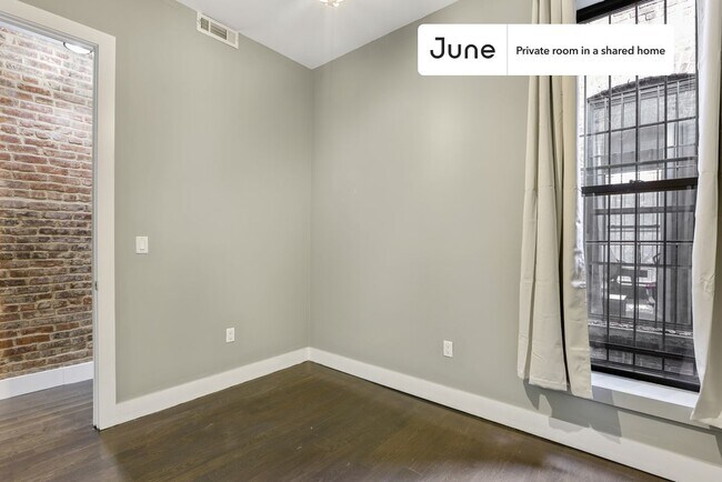 Photo - Room in Shared 4 bed/2 bath home Unit B