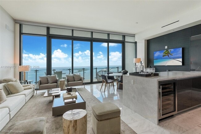 Photo - 1451 Brickell Ave Unidad 4801