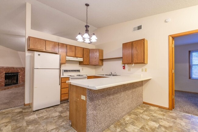 Photo - 537 Henderson Crossing