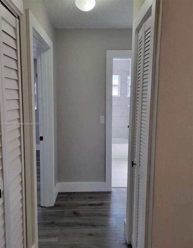 Photo - 827 SW 11th Ave Unidad 4