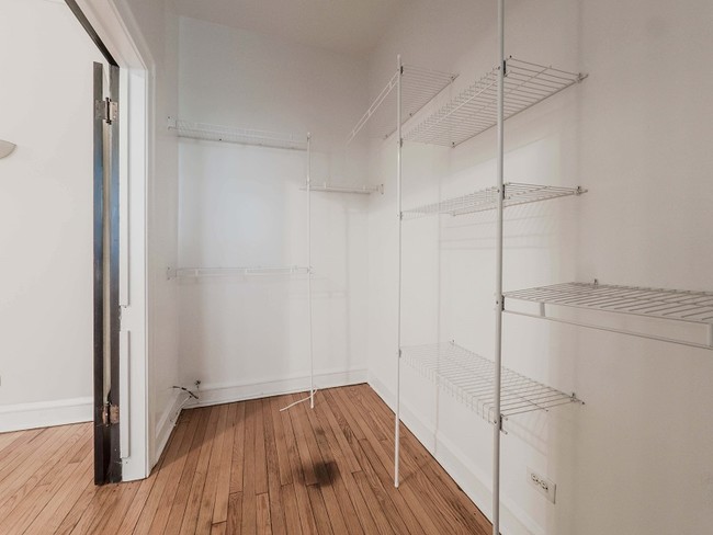 Photo - Berteau Manor