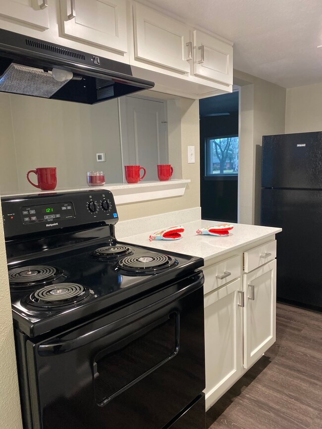 1 habitación, 1 baño, 678 pies cuadrados - FRANCISCAN