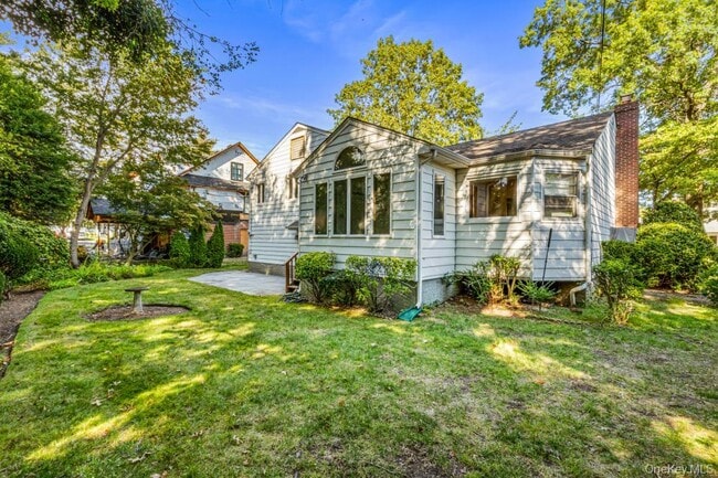Photo - 140 Hayes St