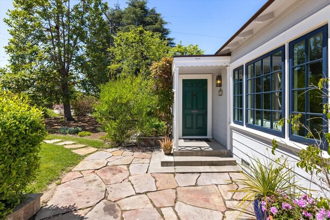 Photo - 1127 Vallecito Rd