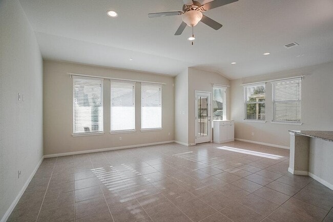 8116 Pescara Cove