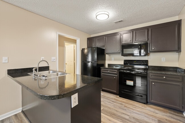 Photo - Westpointe Apartments