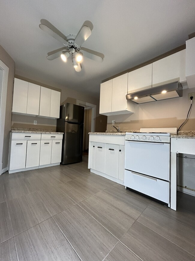 Photo - 1231 Raymond Ave