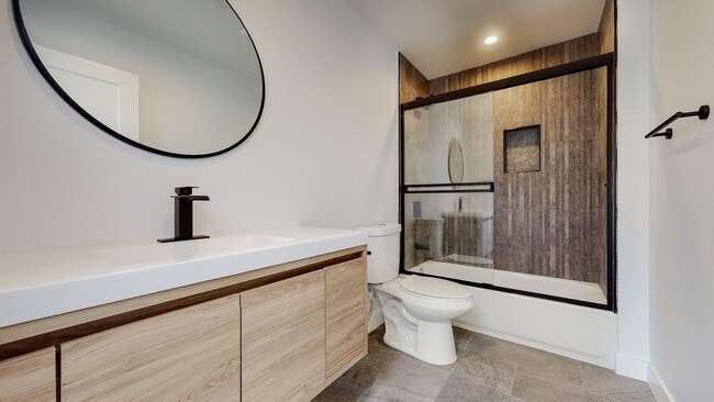 Photo - 1433 Westmoreland Ave Unit 1435 1/2