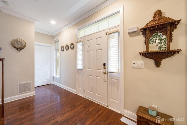 Photo - 2 Spinnaker Dr