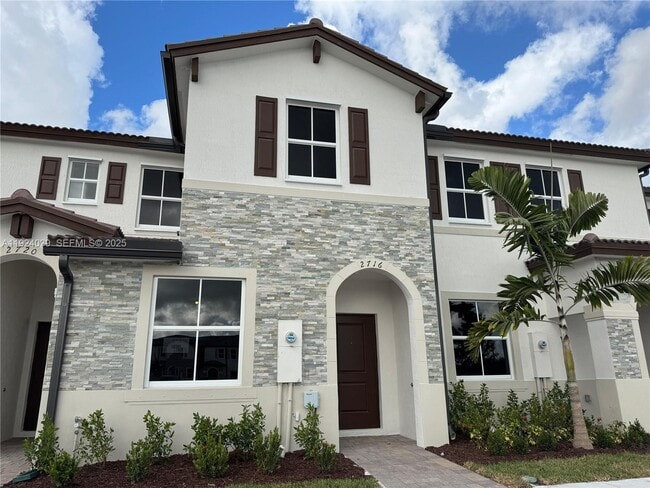 Building Photo - 2716 SE 26th Ave