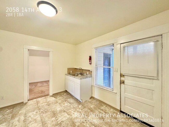 Photo - 2058 14th Ave W Unit 3
