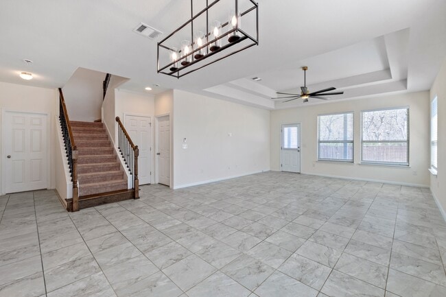 Photo - 405 Little Draw Ln