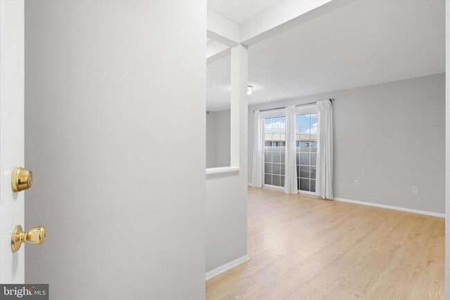 Photo - 8385 Brockham Dr Unit 29/85M