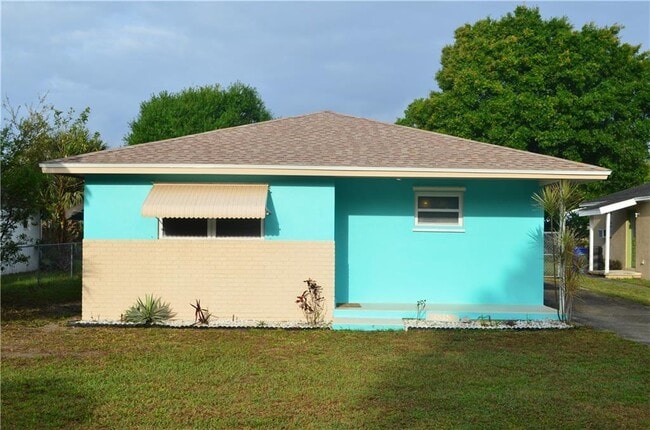 Building Photo - 1815 37th Ave Rental