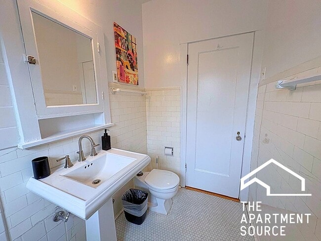 Photo - 925 Hinman Ave Unit 925 Hinman Ave