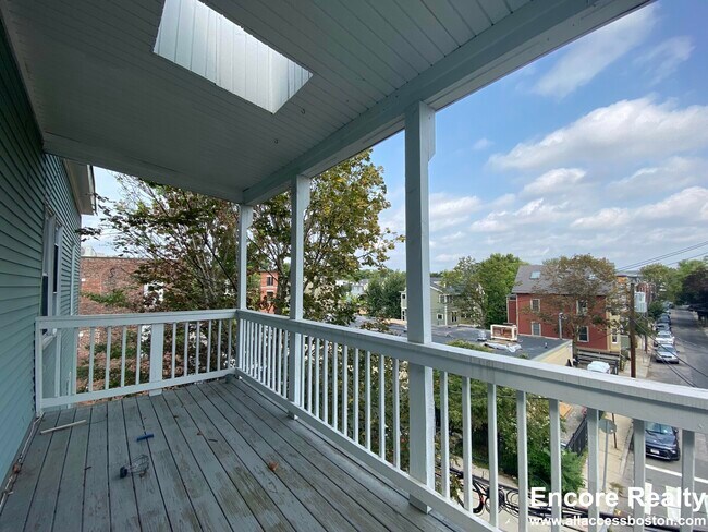 Photo - 350 Allston St Unidad 3