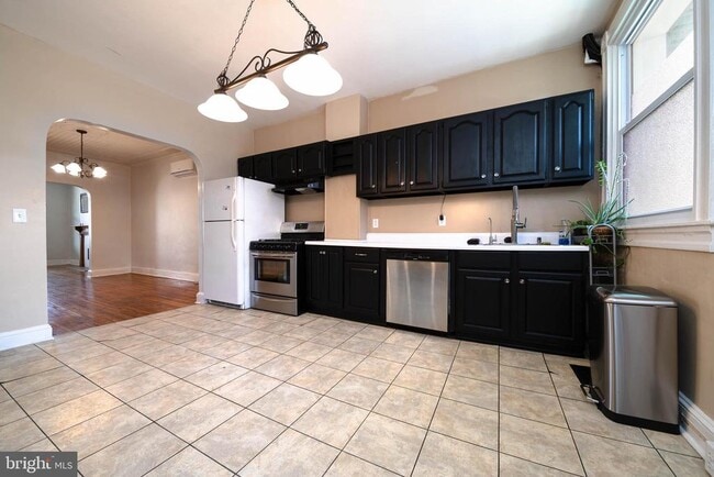 Photo - 4119 Falls Rd