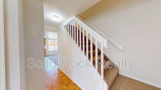 Photo - 2635 Leoti Dr