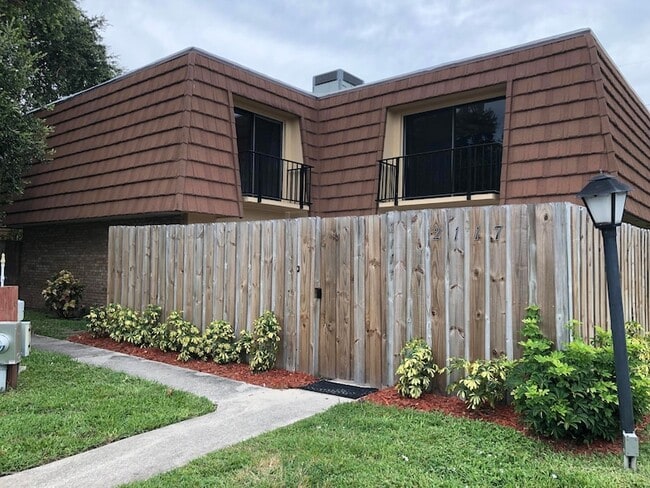 Photo - 2117 Patty Cir NE Townhome
