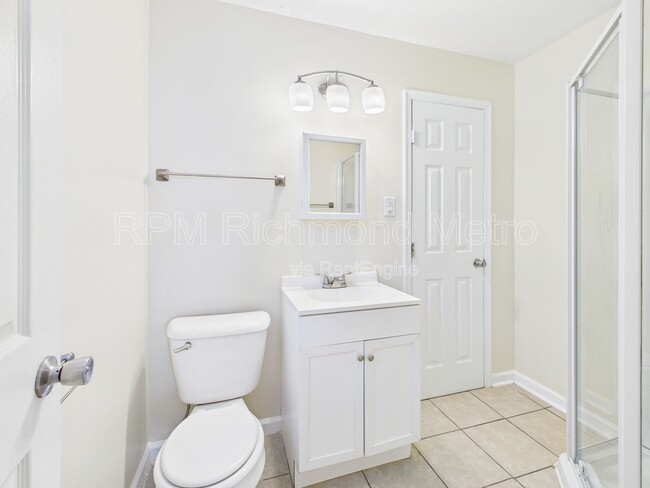 Photo - 2400 Barton Ave