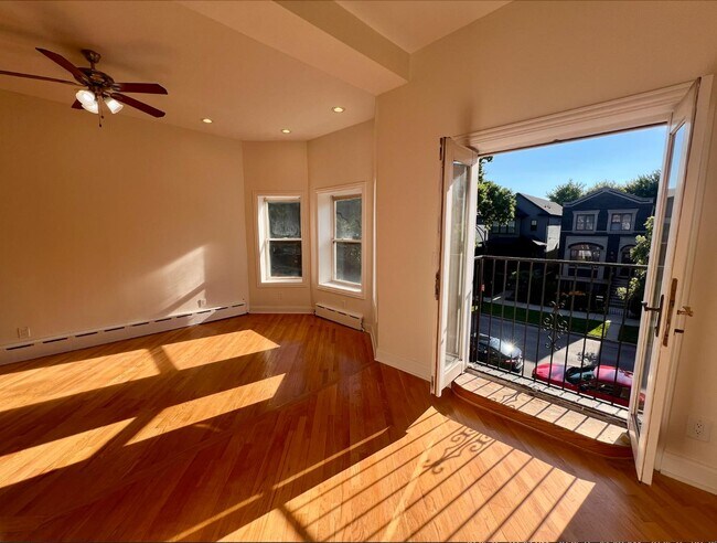 Photo - 2449 N Maplewood Ave