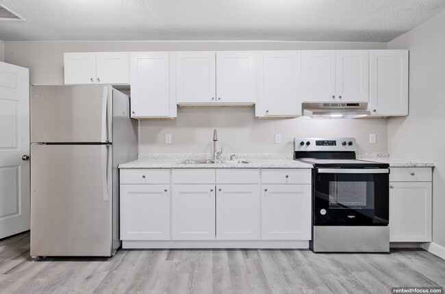 Building Photo - EVERGREEN PLACE Rental