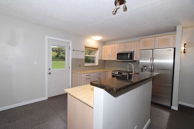 Photo - 2 Bedroom 1 Bathroom Multi Story Single Fa...