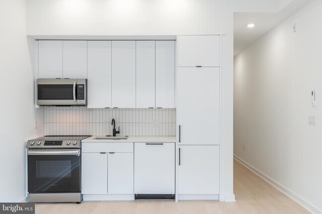 Photo - 2414 Frankford Ave Unidad 3