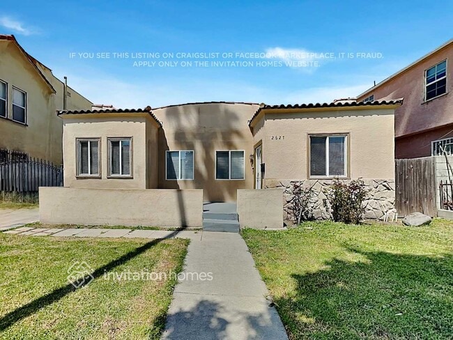 Building Photo - 2627 S Dunsmuir Ave