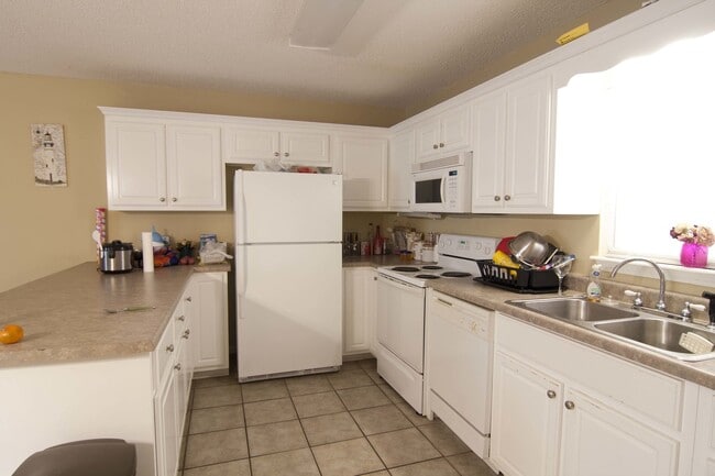 Photo - Quarter Condos