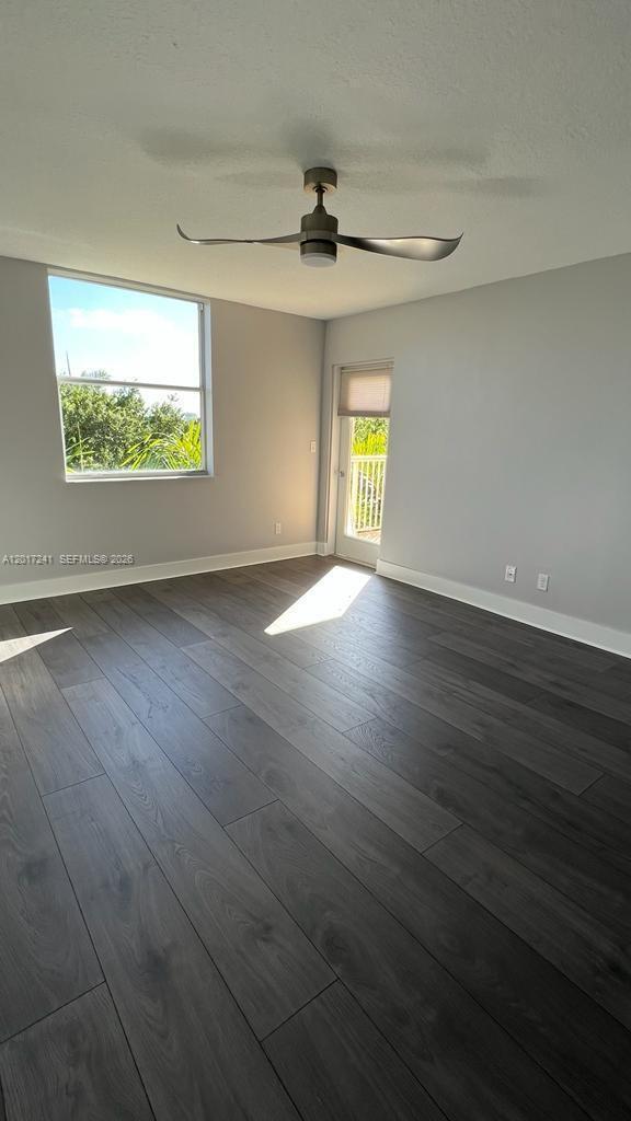 Photo - 509 E Sheridan St Unit 408